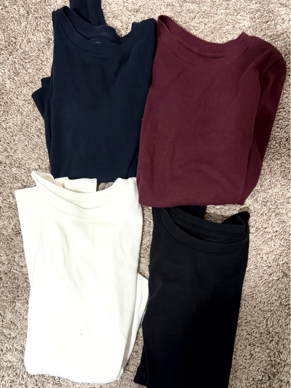 Basic Crew Neck Tees - White, Navy, Black, Burgundy - HOLLISTER - NWOT